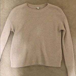 gap cream sweater